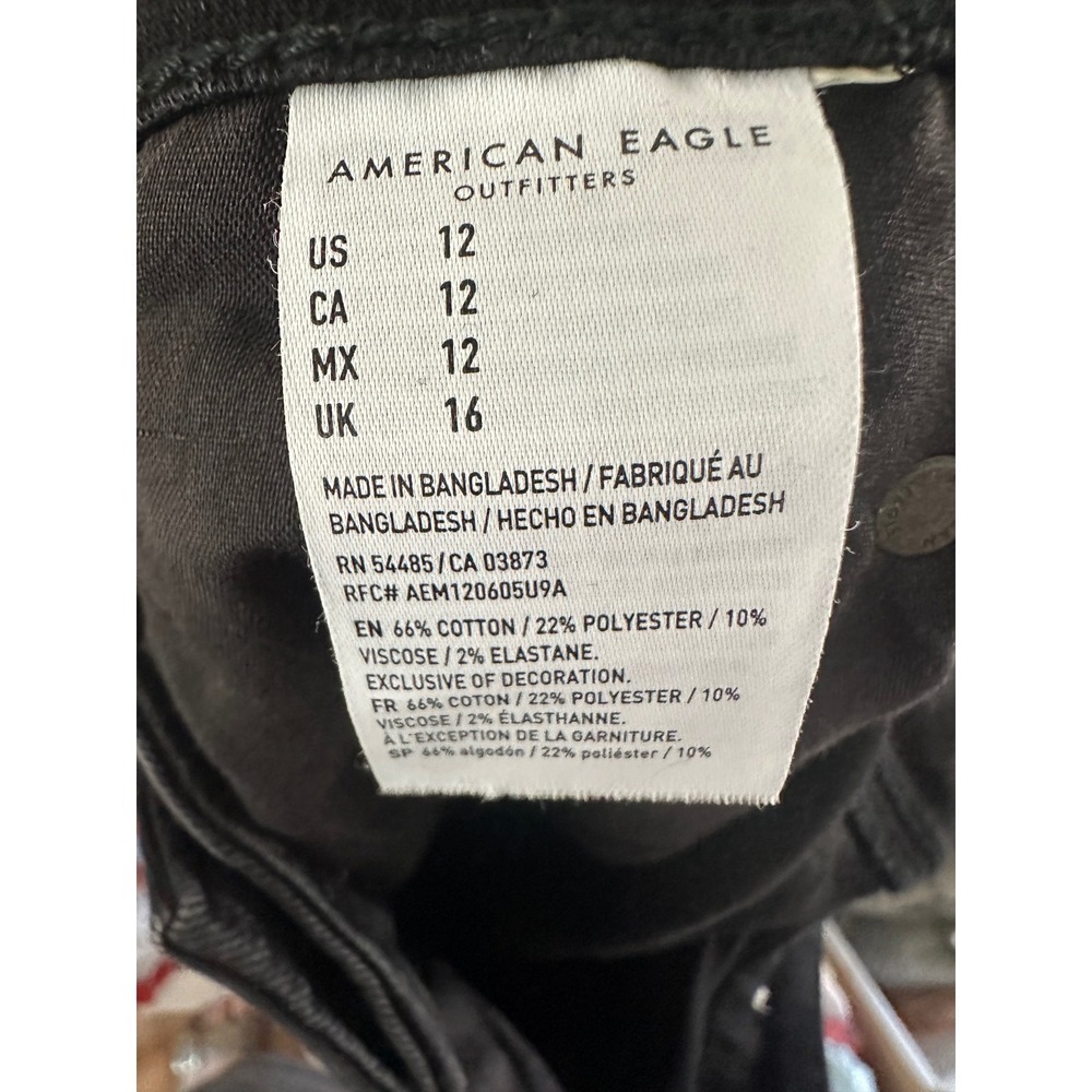American Eagle Black Distressed High Waisted Button Fly Denim Shorts Womens 12 - Picture 8 of 9